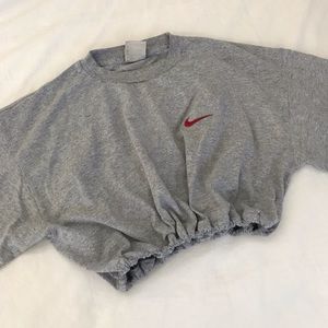 ❤️ Gray Drawstring Nike Crop Top ❤️